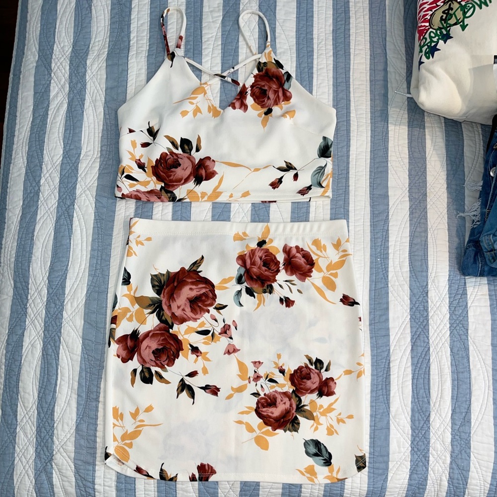 Two piece floral set